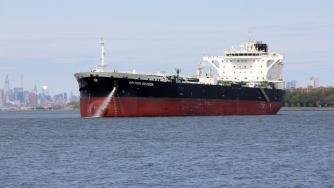 Войната с Иран оскъпи петрола с 6% в ранната търговия