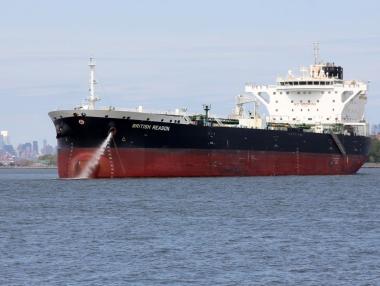 Войната с Иран оскъпи петрола с 6% в ранната търговия