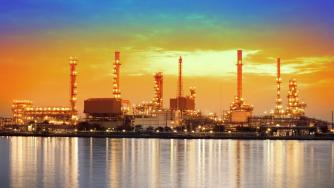 Иран удари с дрон една от най-големите рафинерии в Саудитска Арабия