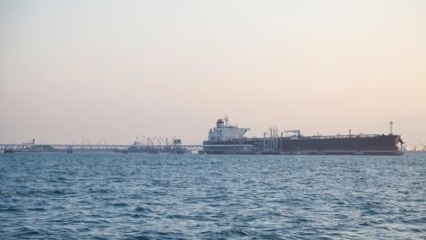 Какви са алтернативните маршрути за петрол към Европа при затваряне на Ормузкия проток?