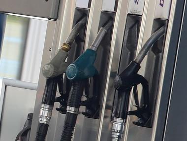 КЗК призова правителството към „незабавни действия“ за стабилност на пазара на горива