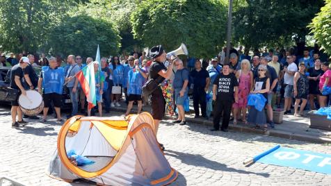 Синдикатите искат 5% ръст на заплатите в столичния транспорт или ще има протести