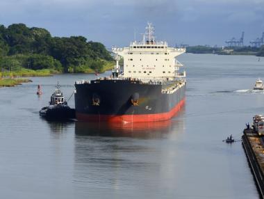 Продължителна блокада на Ормузкия проток ще удари икономически ЕС