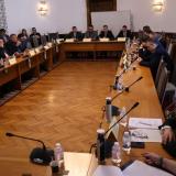 Липса на кворум провали разглеждането на ключовия Закон за обществения транспорт