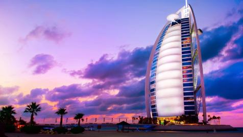 Петролът изгради Персийския залив, а обезсолената вода го поддържа жив – войната застрашава и двете