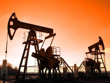 „Надхвърля дори най-лошия сценарий“: Цената на петрола скочи с 25% тази сутрин