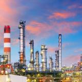 Рафинерия на бахрейнската Bapco Energies спря след ирански атаки