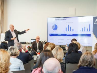 Краят на гишетата: Как личната ни карта ще се премести в мобилния телефон