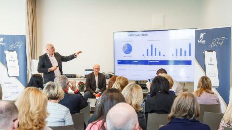 Краят на гишетата: Как личната ни карта ще се премести в мобилния телефон