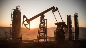 Прогнозата на Тръмп за войната в Иран охлади цената на петрола