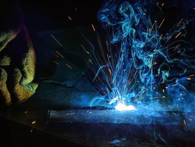 Българската индустрия отново ускори потъването си