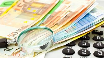 Поскъпването на петрола може да увеличи бюджетния дефицит на България до 3.6%