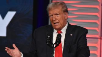 САЩ теглят по 50 млрд. долара заеми на седмица