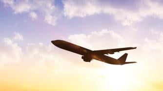 Полетите вече стават по-скъпи. Кога е най-добре да резервирате?