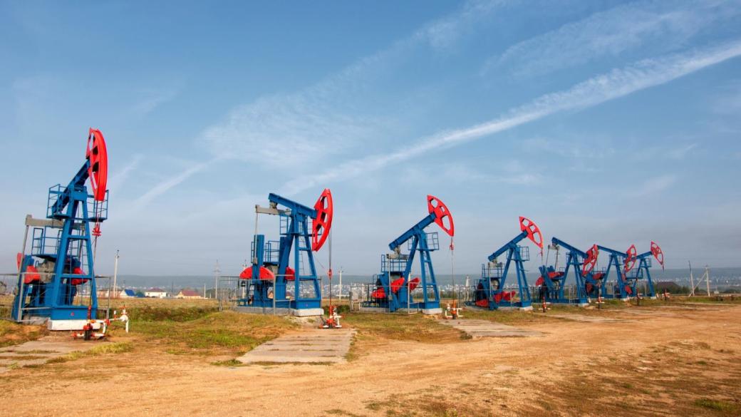 Заплахата на Иран да удря енергийни обекти изстреля цената на петрола