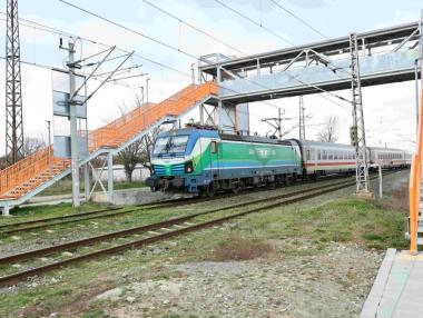 Откриха ключови подлез и надлез в междугарието Коньово – Кермен