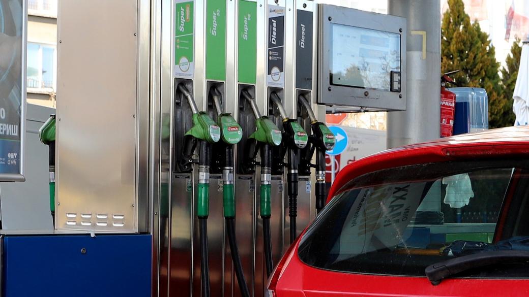 Петролът доближава 120 долара, горивата в България вървят нагоре