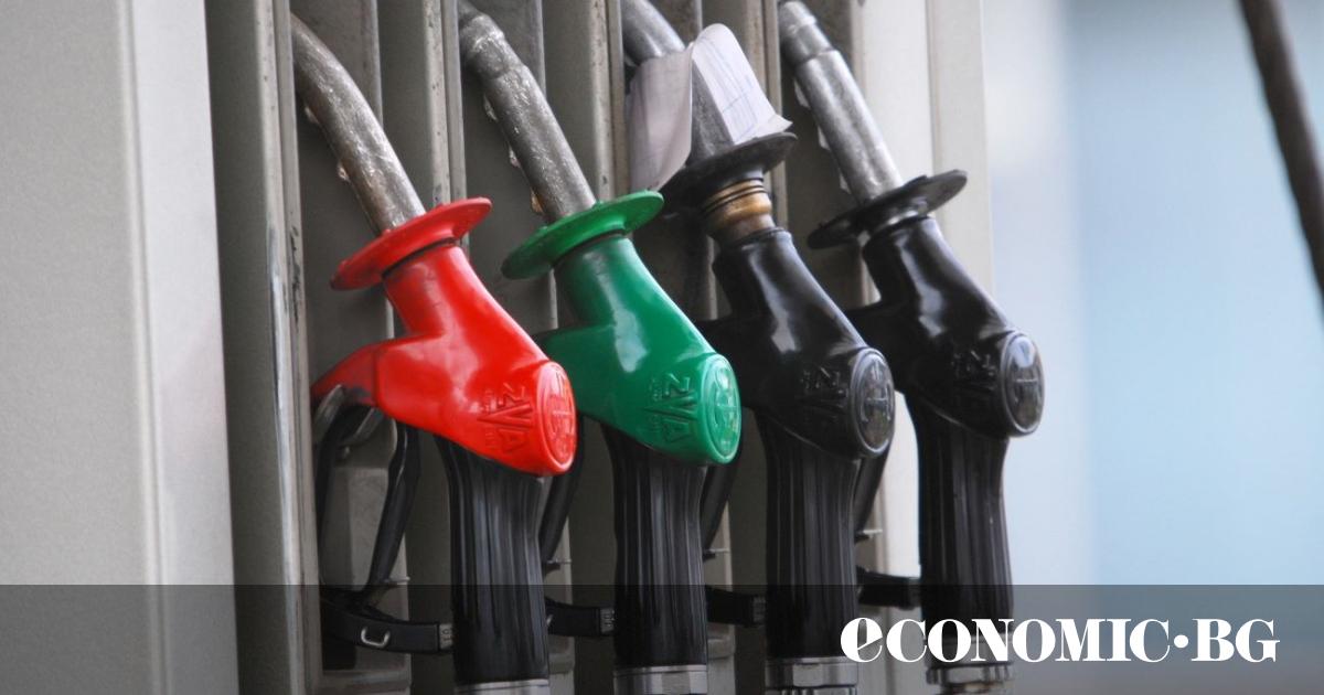 Вече близо 20 дни Ормузкият проток остава практически блокиран, разбивайки
