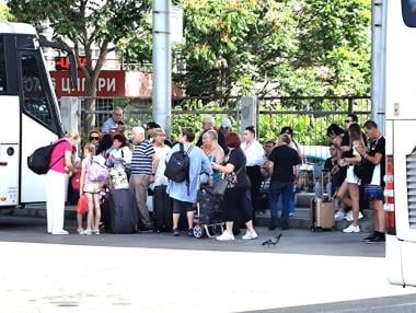 Единен билет и цифров портфейл: Парламентът прие новия Закон за обществения транспорт