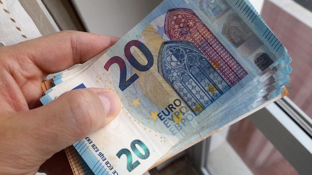 България е сред европейските лидери по нарастване на заплатите (Графика)