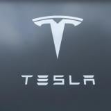 100 GW цел: Tesla инвестира $2.9 млрд. в китайски соларни технологии