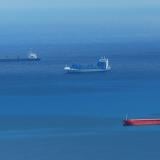 Хоум офис, по-ниски скорости и по-малко полети – спешните мерки за пестене на петрол