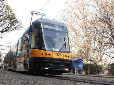 Полската „Песа“ атакува в КЗК търга за 40 нови трамвая в София