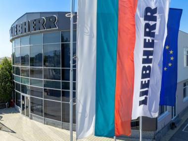Liebherr влага €90 млн. в новия си завод край Пловдив и разкрива 600 работни места
