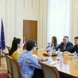 Министър Исмаилов търси 50 млн. евро за жп връзката със Северна Македония