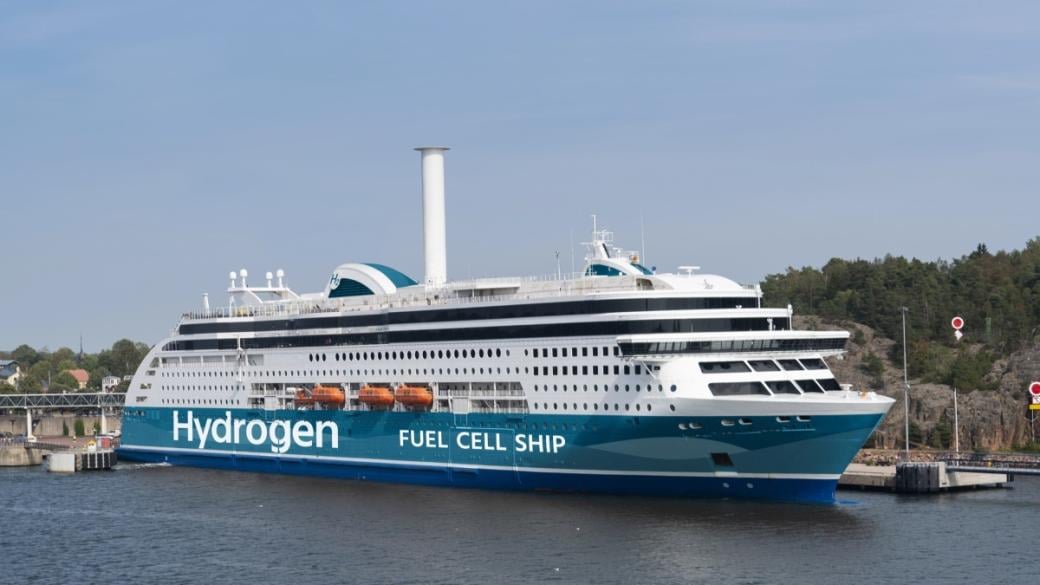 Първият водороден лайнер в света е почти готов