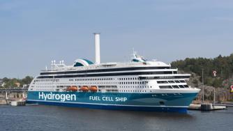 Първият водороден лайнер в света е почти готов
