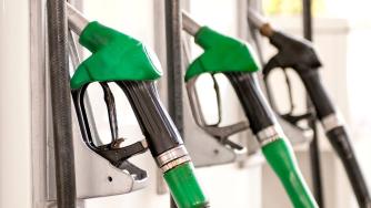 До дни кабинетът представя мерки за бизнеса заради поскъпналите горива