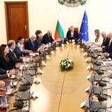 Правителството се противопоставя на парламента за мерките за горивата