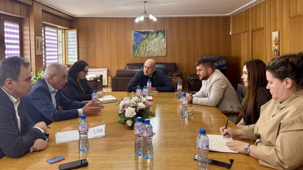 Земеделците искат от КЗК проверки на пазарите на слънчоглед и торове