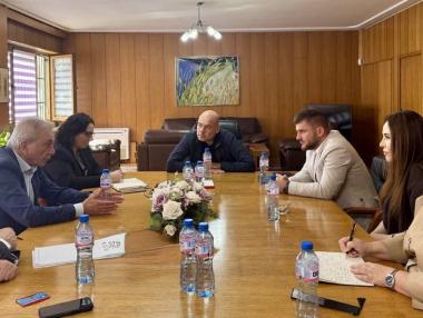 Земеделците искат от КЗК проверки на пазарите на слънчоглед и торове