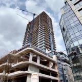 Вечерни новини: Ръстът в цените на имотите леко се забавя; НАП проверява бензиностанциите