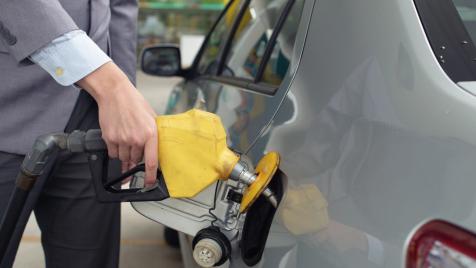 „Труден период“: Цените на бензина в САЩ вече чупят рекорди