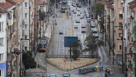 Трима са кандидатите да преместят трамвайното трасе по софийския бул. „Скобелев“