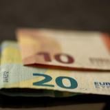 Къде в Европа почасовото заплащане е най-високо (Графика)