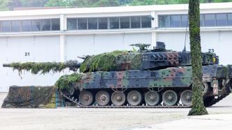 Шепа гиганти доминират оръжейната индустрия в света (графика)