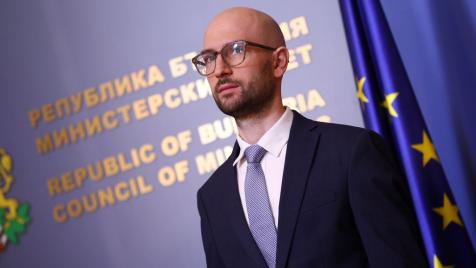 Бюджетният дефицит набъбна до 1.5 млрд. евро към март