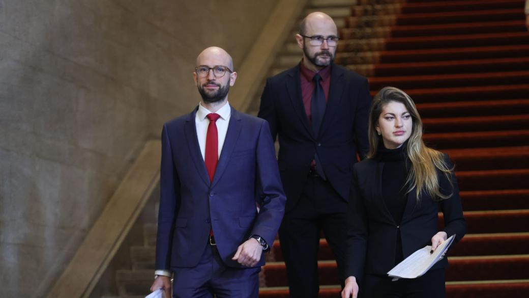 Вечерни новини: България пред риск да връща пари по ПВУ; Стартира директна жп връзка до Украйна