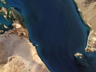 Иран заплаши да блокира ключовия проток Баб ел-Мандеб