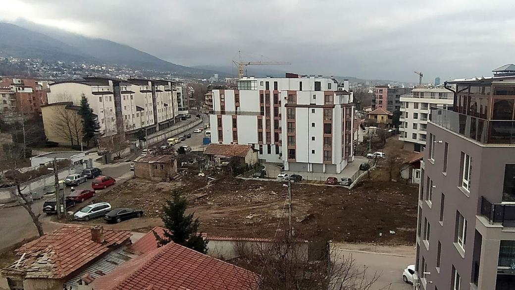 Вечерни новини: Ипотечният пазар в България ще се балансира през 2026 г.; 20-годишен антирекорд при бюджета