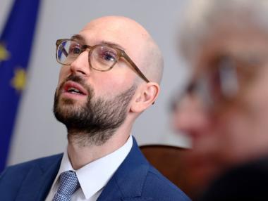 МФ публикува данните за всички обществени поръчки на държавата