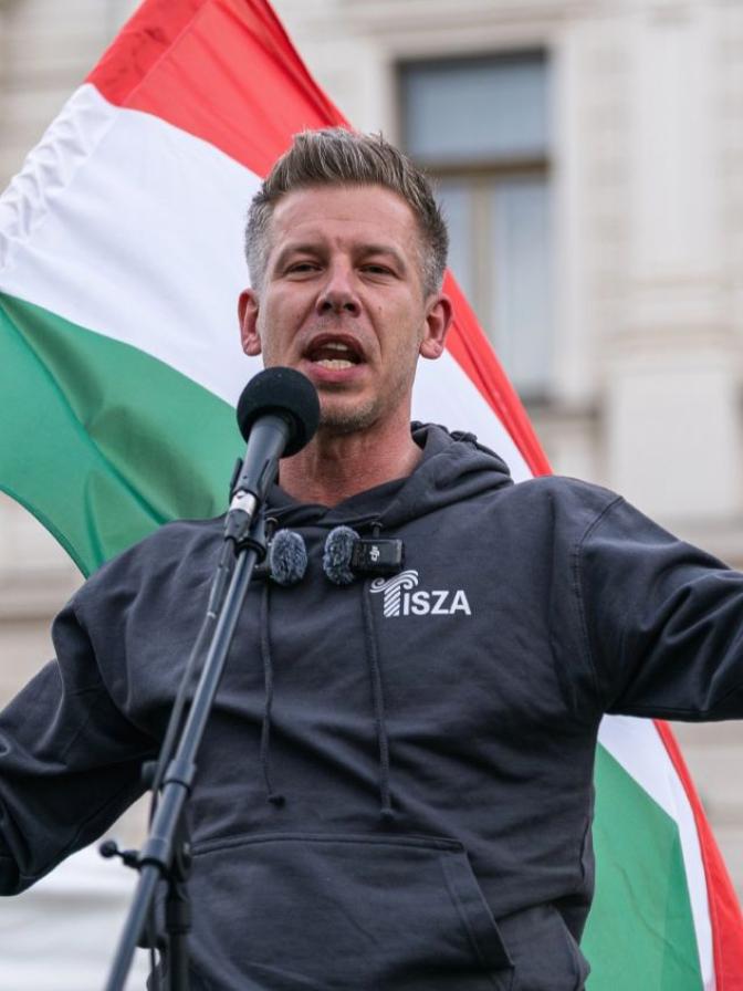 Кой е Петер Мадяр – човекът, който сложи край на ерата „Орбан“?