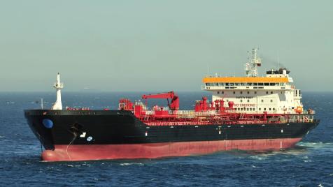 Санкционирани китайски танкери са „пробили“ блокадата на САЩ