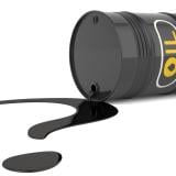 МАЕ предупреждава за исторически шок в доставките на петрол