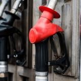 Колко са „бедните“ с коли, получили 20 евро досега?