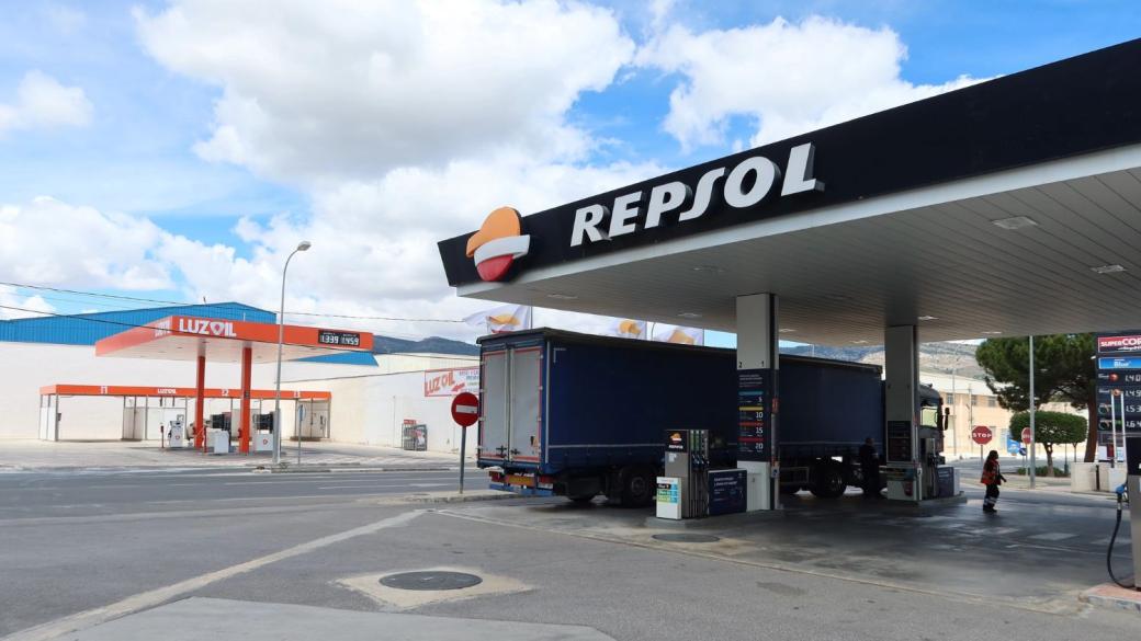 Repsol сключи сделка за добив на петрол във Венецуела